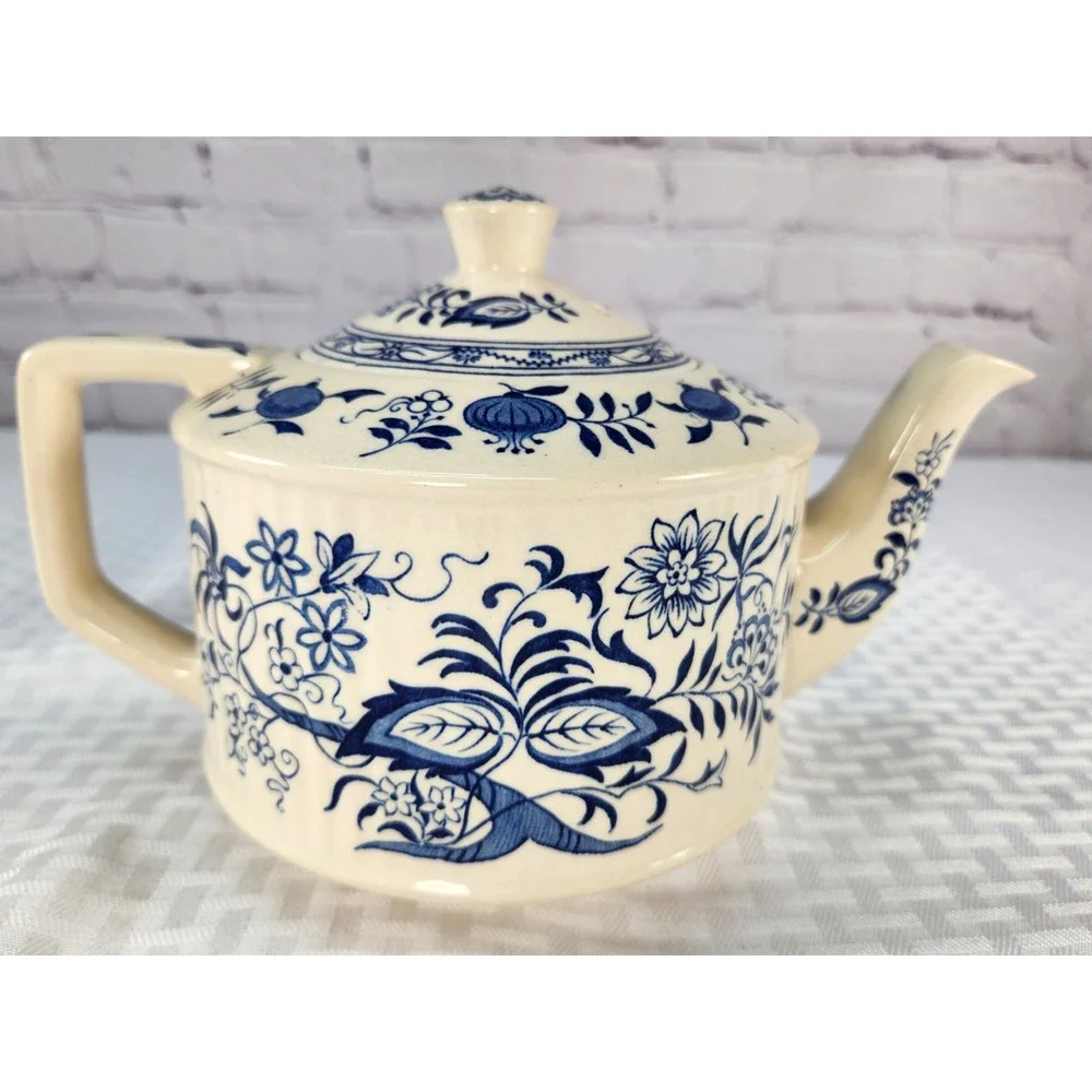 Beautiful Blue and White Sadler Onion Teapot Staffordshire England